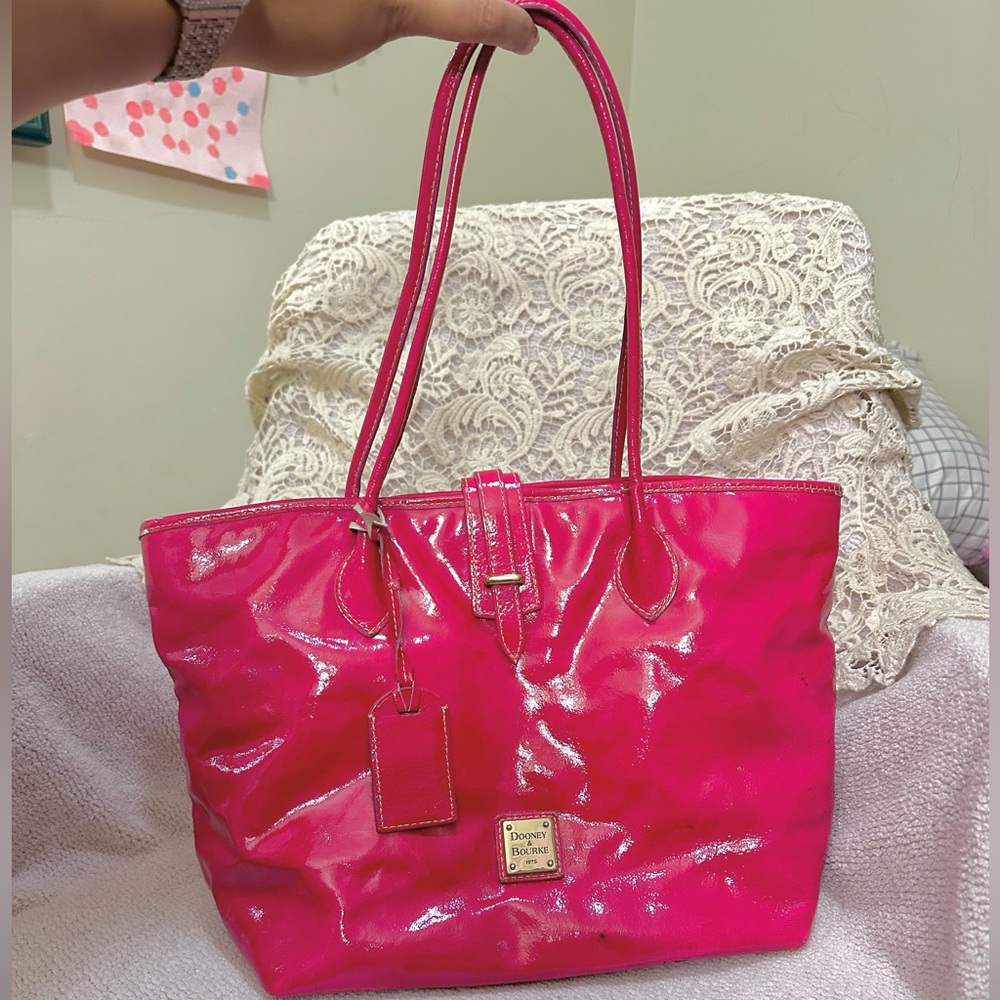 *SOLD* Dooney & Burke Patent Leather Magenta Tote
